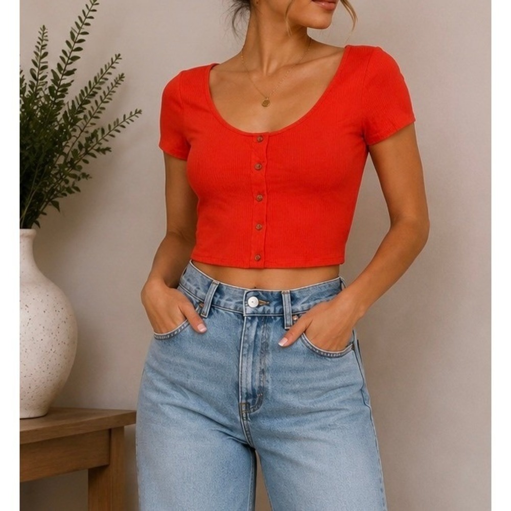 Womens Red Button Front Scoop Neck Short Sleeve Crop Top Size-S